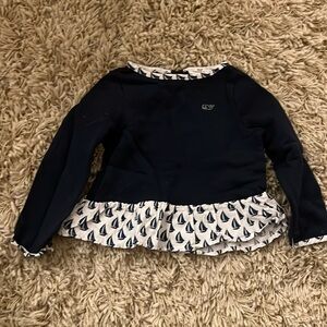 Vineyard Vines top